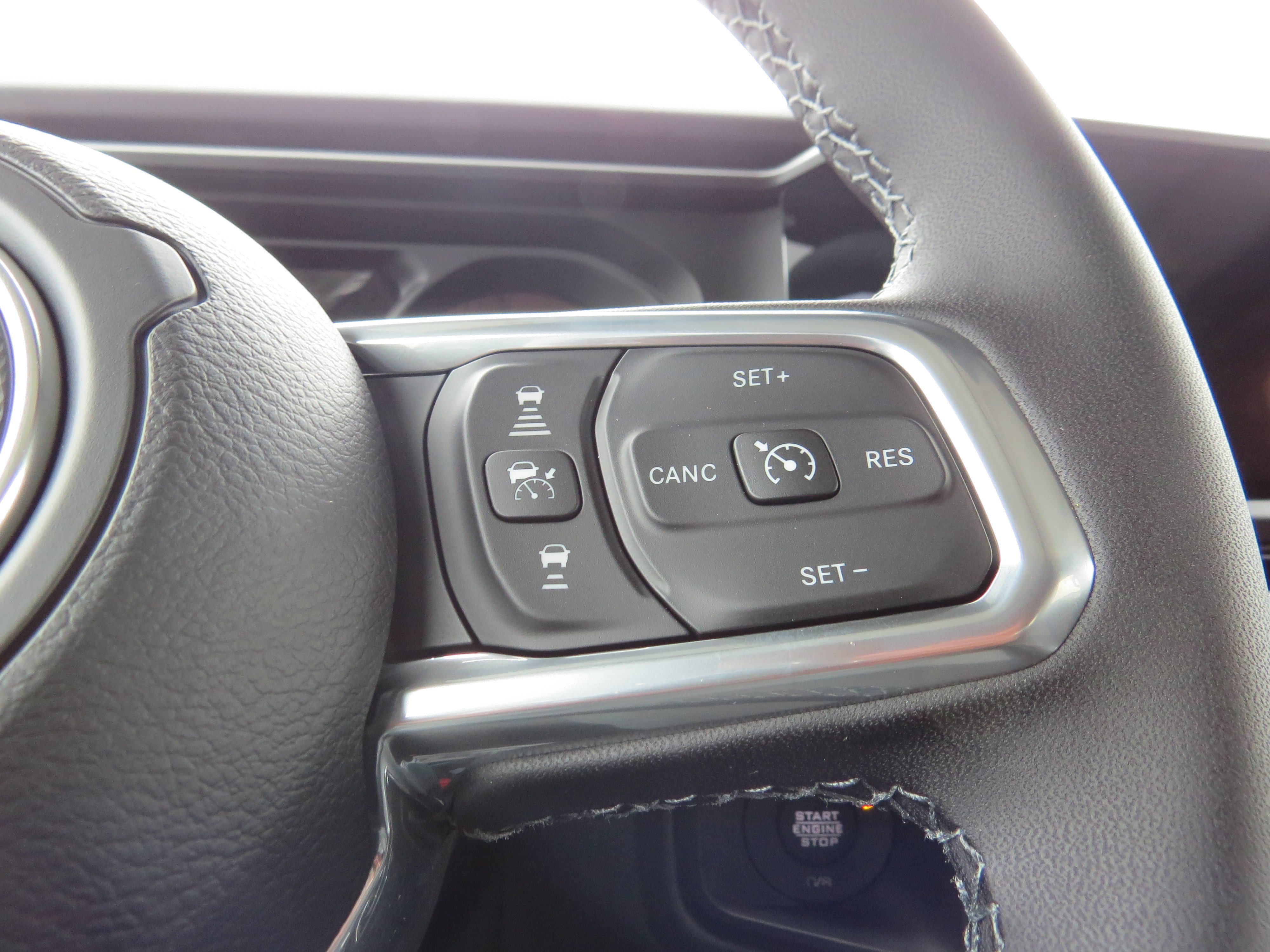 New 2026 Jeep Wrangler Unlimited Sahara AWD/4WD image 17
