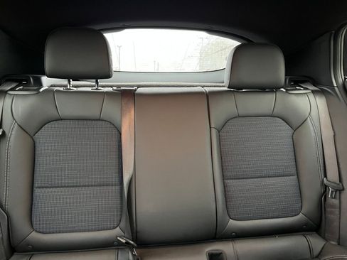 Used 2025 Buick Envista Preferred image 37