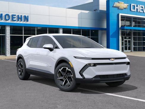 New 2026 Chevrolet Equinox EV LT image 7