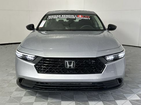 Used 2025 Honda Accord SE image 3