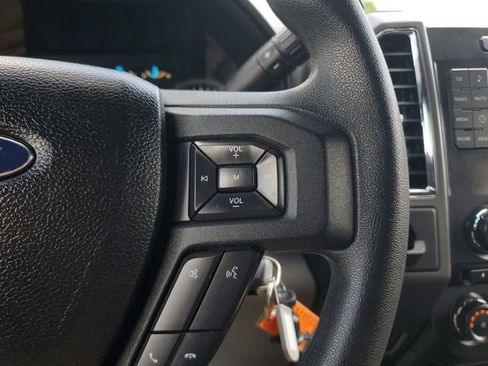 Used 2015 Ford F150 XLT RWD image 24