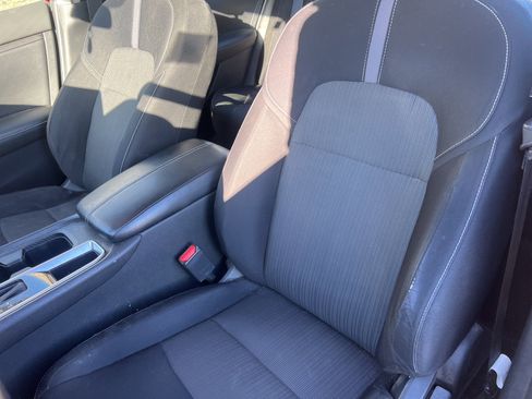 Used 2020 Nissan Sentra SV image 12