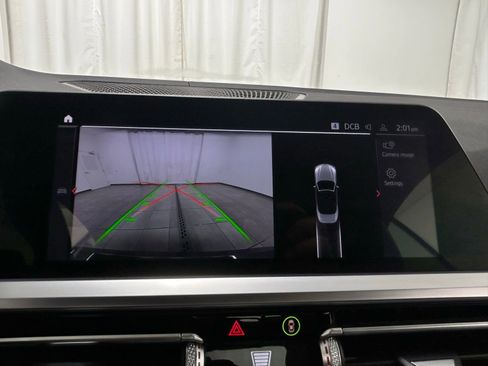 Used 2021 BMW M440i Convertible w/ Premium Package image 19