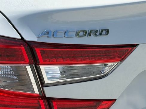 Used 2020 Honda Accord LX image 10