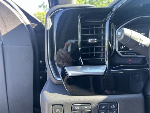 Certified 2023 GMC Sierra 1500 Elevation w/ Elevation Premium Package AWD/4WD image 19