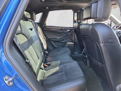 Used 2018 Porsche Macan AWD/4WD image 22