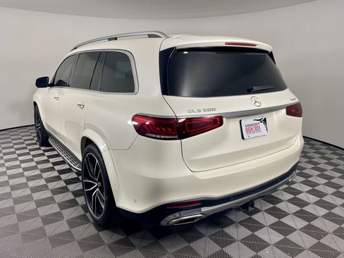 Used 2021 Mercedes-Benz GLS 580 4MATIC image 3