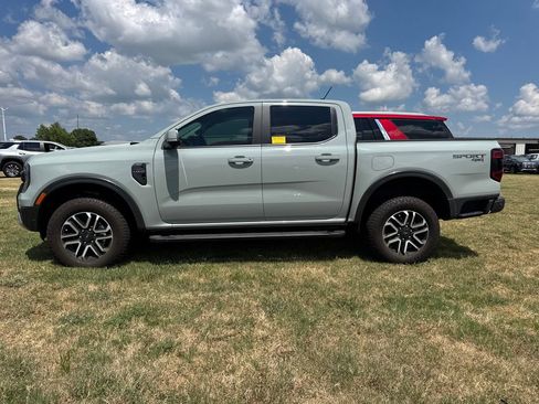 Used 2024 Ford Ranger Lariat w/ Advanced Towing Package AWD/4WD image 2