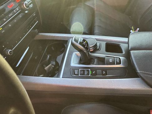 Used 2017 BMW X5 xDrive35i w/ M Sport Package image 16