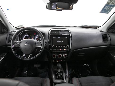 Used 2022 Mitsubishi Outlander Sport ES AWD/4WD image 15