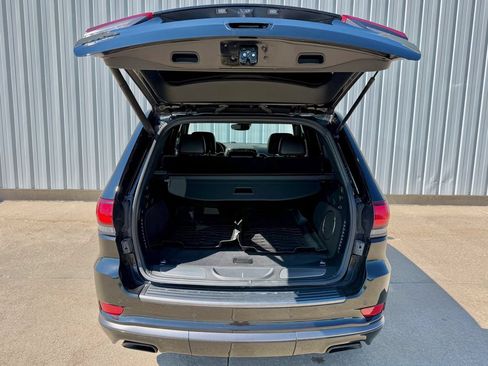 Used 2020 Jeep Grand Cherokee High Altitude AWD/4WD image 16