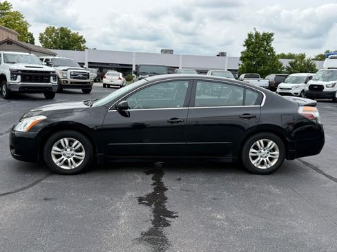 Used 2011 Nissan Altima 2.5 S w/ Special Edition Pkg FWD image 5