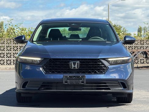 Used 2024 Honda Accord EX image 8