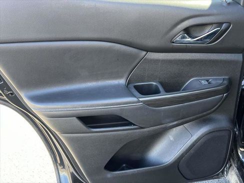 Used 2019 GMC Acadia SLT image 11