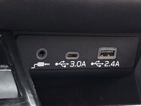 Certified 2025 Subaru Outback Premium image 25