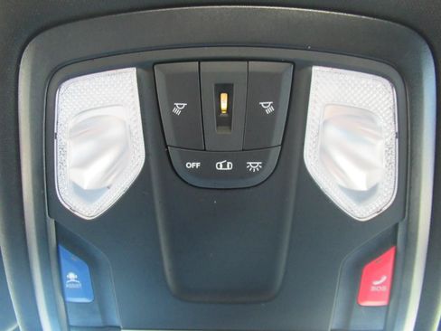 Used 2026 RAM 2500 Big Horn AWD/4WD image 30