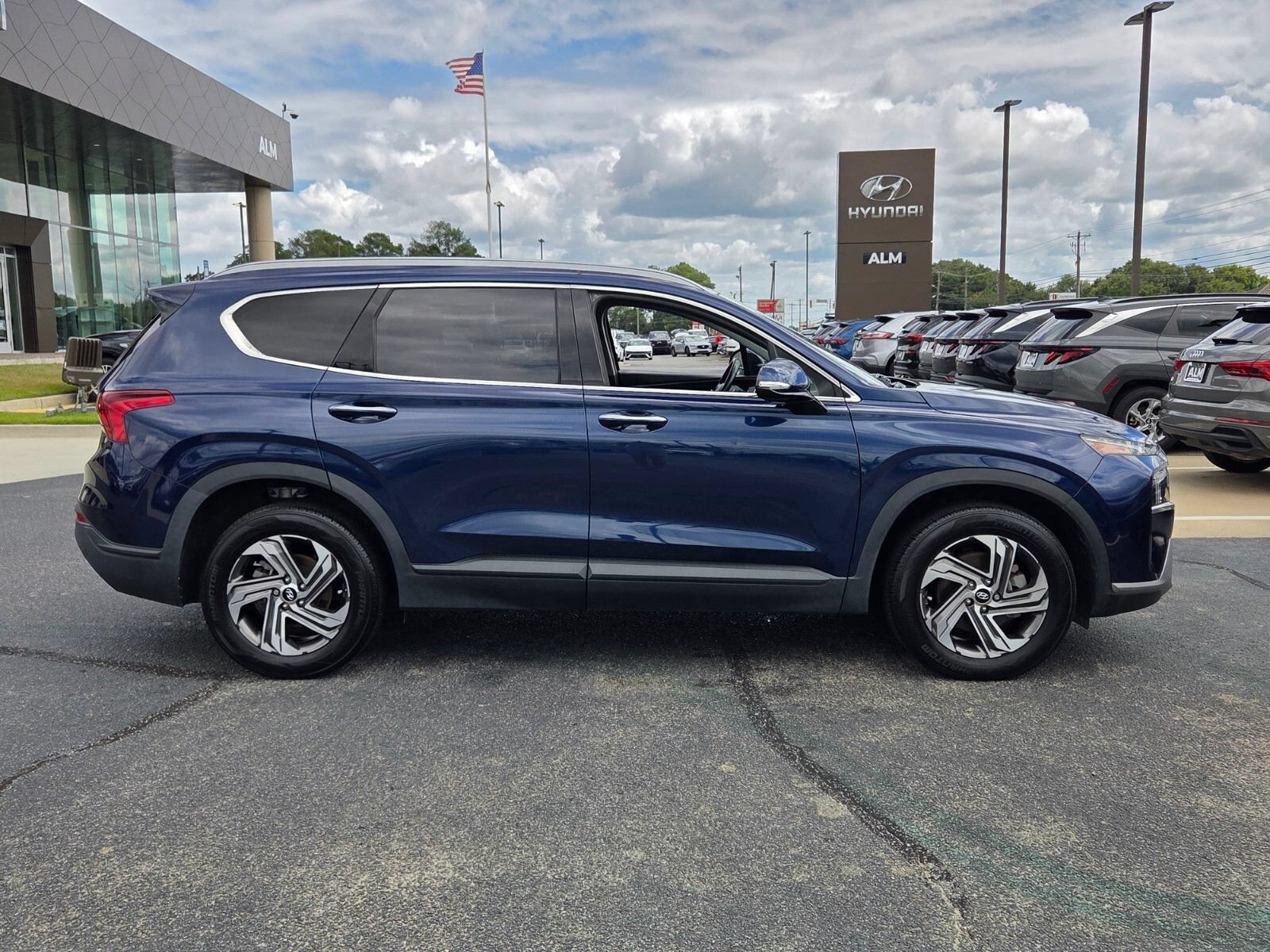 Used 2023 Hyundai Santa Fe SEL FWD image 15