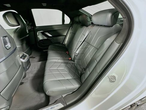 Used 2023 BMW i7 xDrive60 w/ Parking Assistance Package AWD/4WD image 24