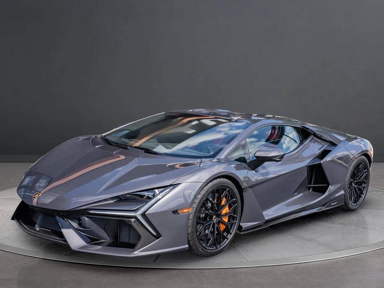Used 2025 Lamborghini Revuelto AWD/4WD image 3