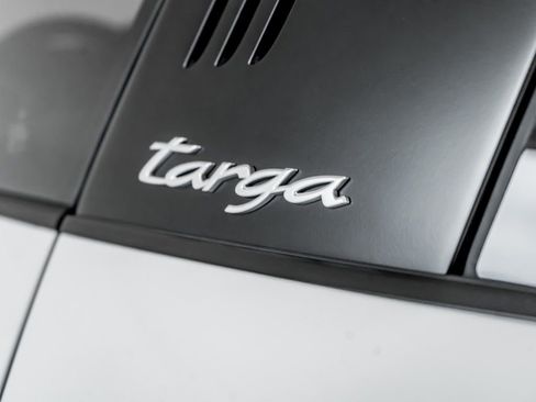 Certified 2024 Porsche 911 Targa 4S AWD/4WD image 30