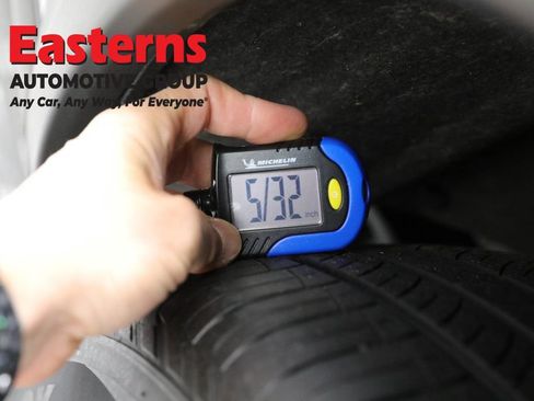 Used 2023 Nissan Rogue SV AWD/4WD image 27