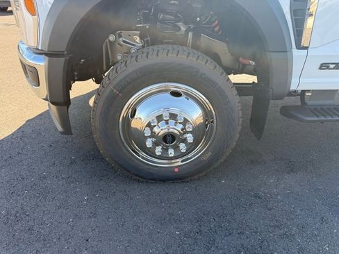 New 2026 Ford F550 4x4 Supercab Super Duty image 18