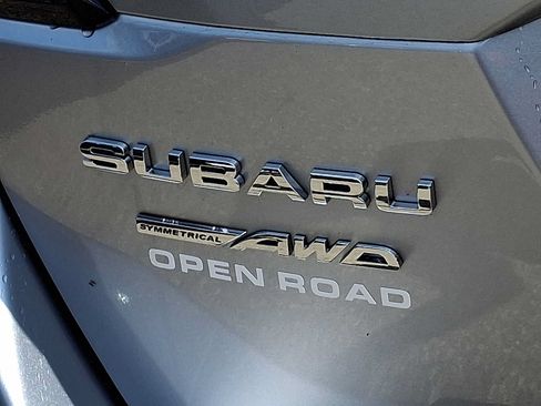 Used 2025 Subaru Outback AWD/4WD image 28