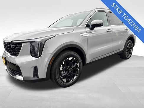 New 2026 Kia Sorento S image 3