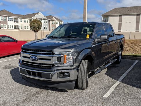 Used 2018 Ford F150 XLT image 13