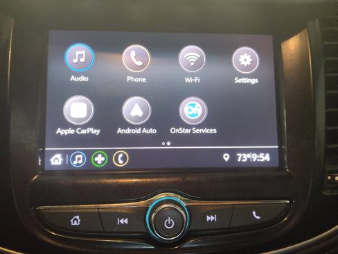 Used 2020 Chevrolet Trax LT w/ LT Convenience Package FWD image 25
