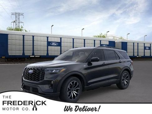 New 2026 Ford Explorer ST-Line AWD/4WD image 1