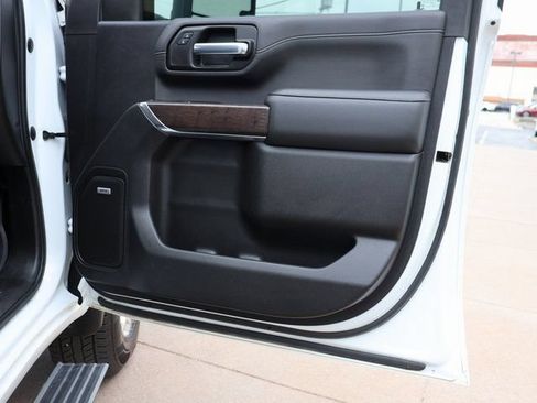 Certified 2022 GMC Sierra 3500 Denali AWD/4WD image 11