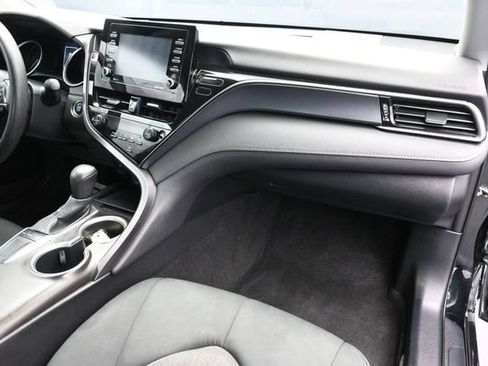 Used 2023 Toyota Camry LE w/ Convenience Package FWD image 34