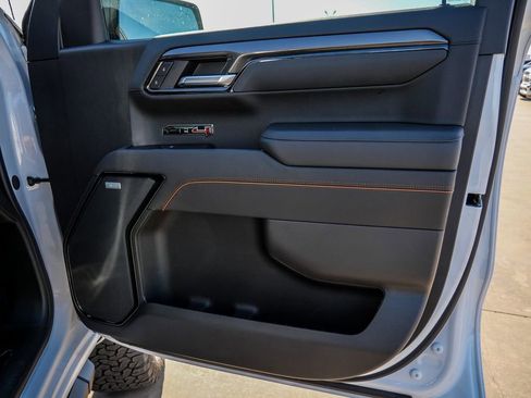 New 2026 GMC Sierra 1500 AT4 w/ AT4 Premium Package AWD/4WD image 23