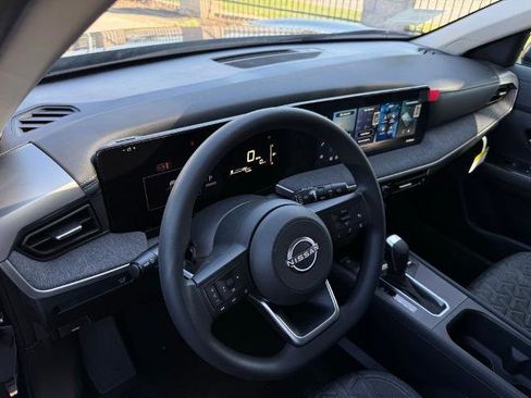 New 2026 Nissan Kicks SV image 15