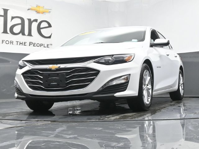 Used 2025 Chevrolet Malibu LT FWD image 4