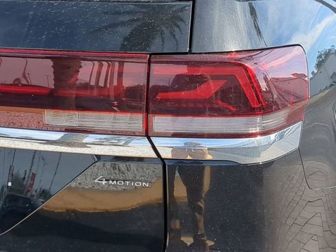 New 2026 Volkswagen Atlas SEL Premium R-Line AWD/4WD image 8