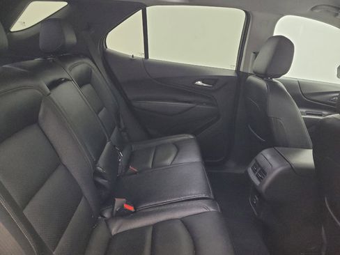 Used 2021 Chevrolet Equinox LT FWD image 19