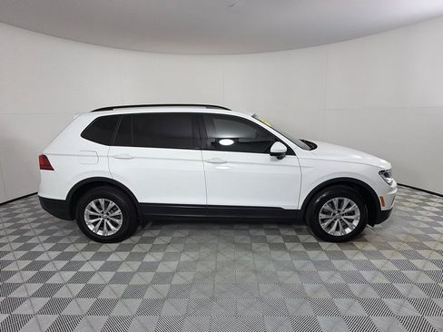 Used 2018 Volkswagen Tiguan S w/ 3rd Row Seat Package AWD/4WD image 4