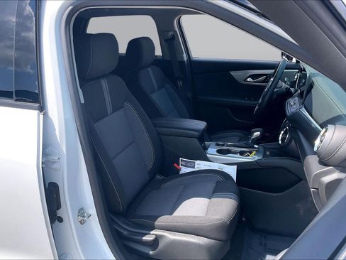 Used 2024 Chevrolet Blazer LT w/ Convenience Package FWD image 8