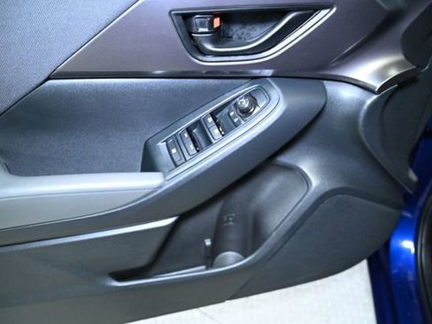 Certified 2025 Subaru Impreza 2.0i image 27