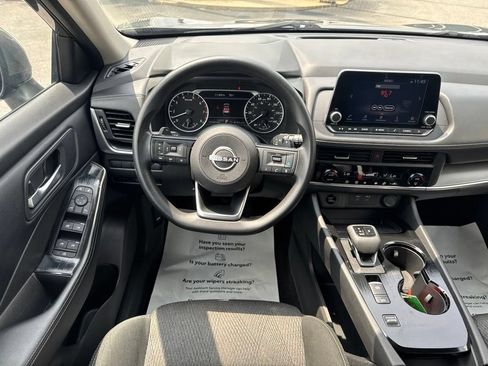 Used 2024 Nissan Rogue SV FWD image 28