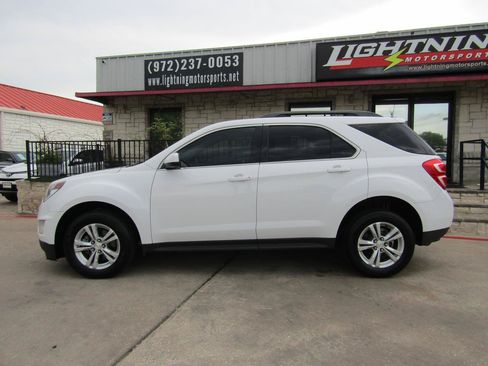 Used 2016 Chevrolet Equinox LT w/ Convenience Package FWD image 2