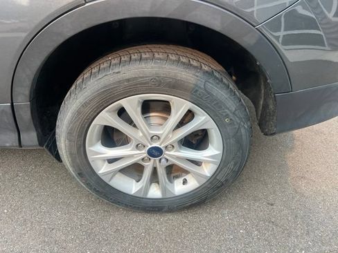 Used 2019 Ford Escape SE AWD/4WD image 9