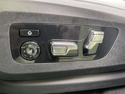 Used 2026 BMW X5 xDrive40i AWD/4WD image 15