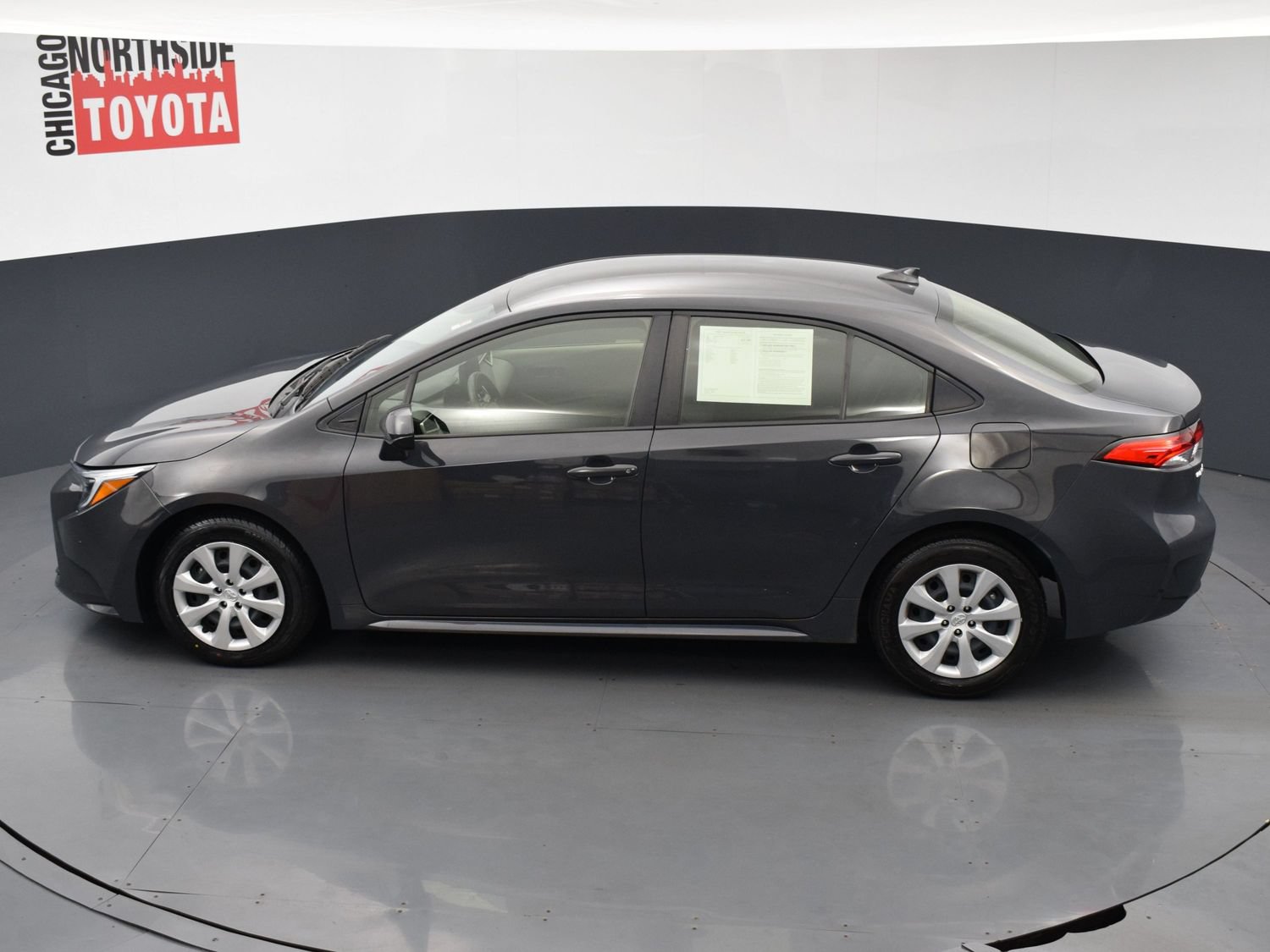 Used 2025 Toyota Corolla LE FWD image 17