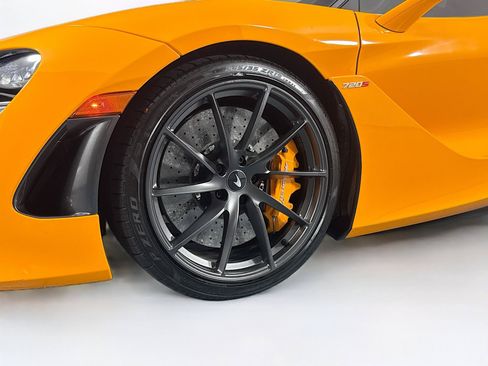 Used 2022 McLaren 720S Spider RWD image 44