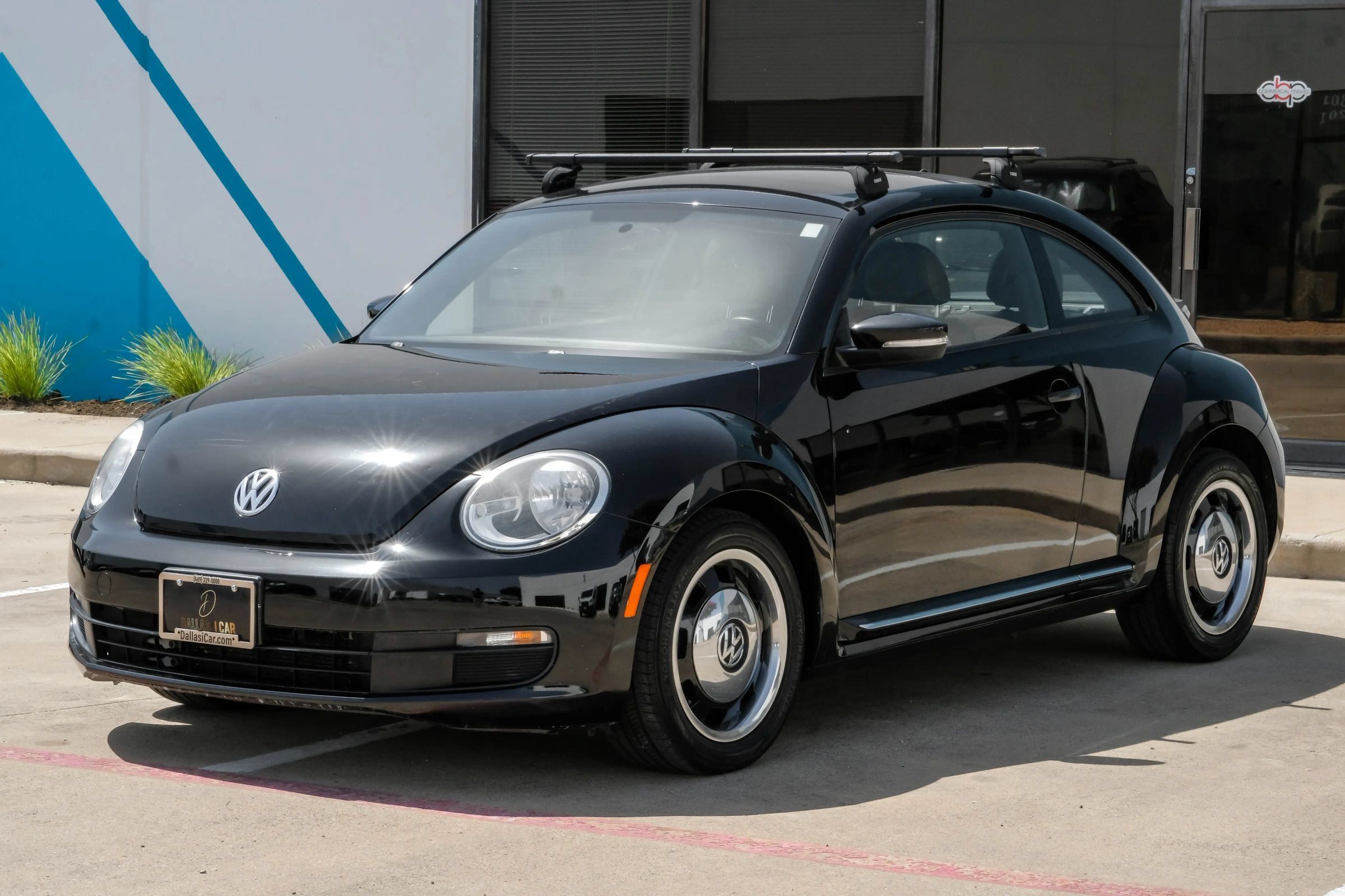Used 2015 Volkswagen Beetle 1.8T Classic FWD image 6