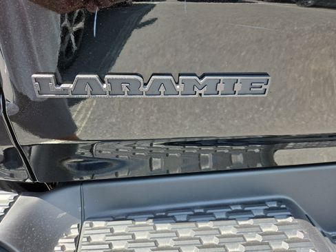 New 2026 RAM 1500 Laramie AWD/4WD image 21