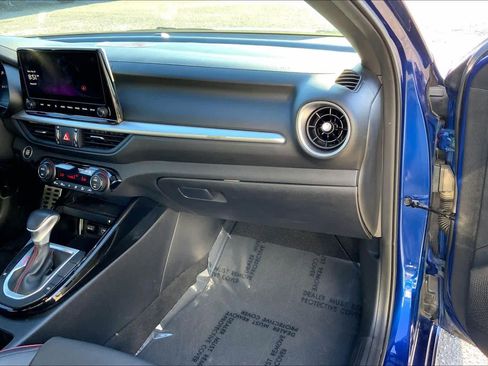 Used 2024 Kia Forte GT image 17